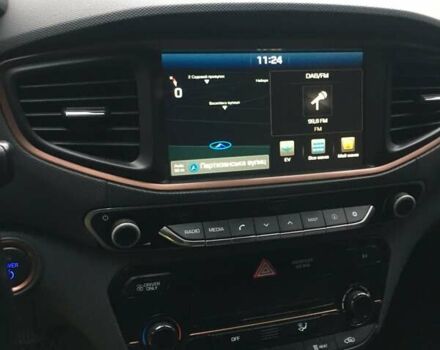 Черный Хендай Ioniq, объемом двигателя 0 л и пробегом 149 тыс. км за 11300 $, фото 6 на Automoto.ua