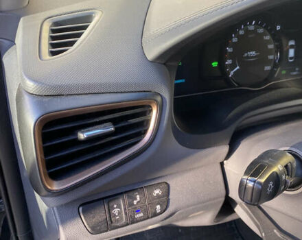 Черный Хендай Ioniq, объемом двигателя 0 л и пробегом 113 тыс. км за 13600 $, фото 10 на Automoto.ua