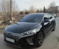 Черный Хендай Ioniq, объемом двигателя 0 л и пробегом 192 тыс. км за 12000 $, фото 1 на Automoto.ua