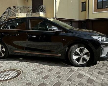 Черный Хендай Ioniq, объемом двигателя 0 л и пробегом 131 тыс. км за 14499 $, фото 5 на Automoto.ua