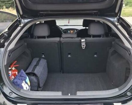 Чорний Хендай Ioniq, об'ємом двигуна 1.58 л та пробігом 150 тис. км за 14200 $, фото 11 на Automoto.ua