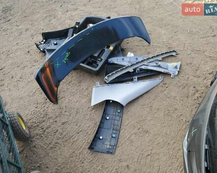 Черный Хендай Ioniq, объемом двигателя 1.6 л и пробегом 145 тыс. км за 3000 $, фото 11 на Automoto.ua