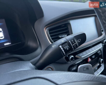 Черный Хендай Ioniq, объемом двигателя 0 л и пробегом 97 тыс. км за 12399 $, фото 38 на Automoto.ua