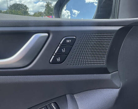 Черный Хендай Ioniq, объемом двигателя 0 л и пробегом 121 тыс. км за 12950 $, фото 31 на Automoto.ua