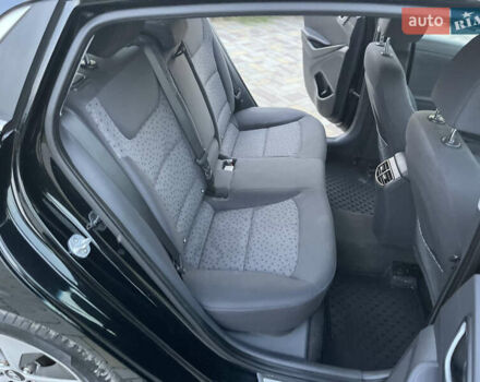 Черный Хендай Ioniq, объемом двигателя 0 л и пробегом 97 тыс. км за 12399 $, фото 50 на Automoto.ua