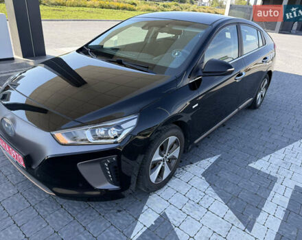 Чорний Хендай Ioniq, об'ємом двигуна 0 л та пробігом 82 тис. км за 12499 $, фото 6 на Automoto.ua