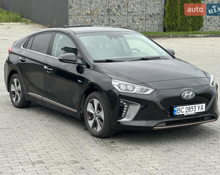 Хендай Ioniq 2017 в Львове на Automoto.ua Черный Хендай Ioniq, объемом двигателя 0 л и пробегом 110 тыс. км за 13300 $, фото 2 на Automoto.ua