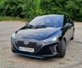 Черный Хендай Ioniq, объемом двигателя 1.6 л и пробегом 150 тыс. км за 14000 $, фото 1 на Automoto.ua