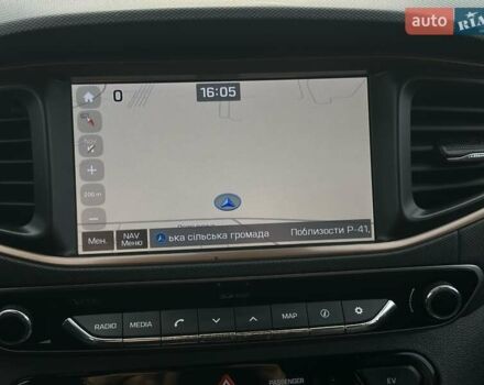 Черный Хендай Ioniq, объемом двигателя 0 л и пробегом 122 тыс. км за 11999 $, фото 71 на Automoto.ua