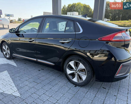 Чорний Хендай Ioniq, об'ємом двигуна 0 л та пробігом 82 тис. км за 12499 $, фото 7 на Automoto.ua