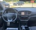 Черный Хендай Ioniq, объемом двигателя 0 л и пробегом 139 тыс. км за 13000 $, фото 22 на Automoto.ua