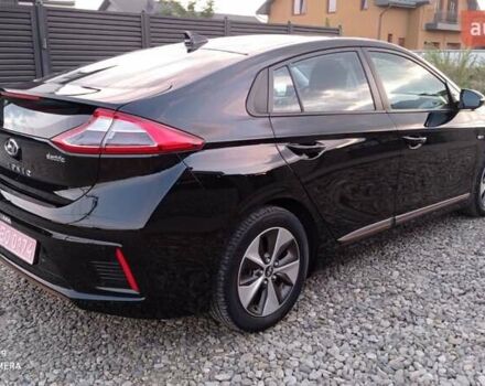 Черный Хендай Ioniq, объемом двигателя 0 л и пробегом 109 тыс. км за 12150 $, фото 11 на Automoto.ua