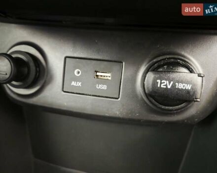 Чорний Хендай Ioniq, об'ємом двигуна 0 л та пробігом 98 тис. км за 13250 $, фото 39 на Automoto.ua