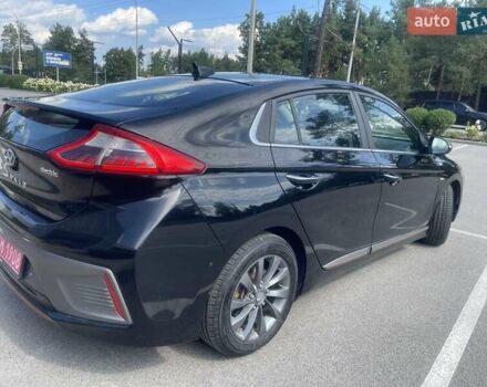 Чорний Хендай Ioniq, об'ємом двигуна 0 л та пробігом 139 тис. км за 12800 $, фото 4 на Automoto.ua