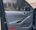 Черный Хендай Ioniq, объемом двигателя 0 л и пробегом 210 тыс. км за 12350 $, фото 4 на Automoto.ua