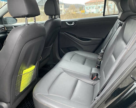 Черный Хендай Ioniq, объемом двигателя 0 л и пробегом 128 тыс. км за 12300 $, фото 23 на Automoto.ua