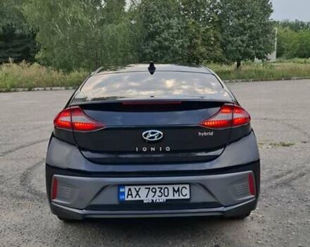 Чорний Хендай Ioniq, об'ємом двигуна 1.58 л та пробігом 150 тис. км за 14200 $, фото 7 на Automoto.ua