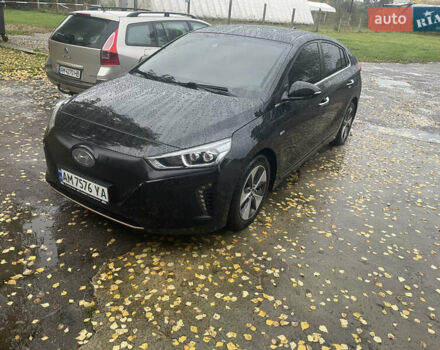 Черный Хендай Ioniq, объемом двигателя 0 л и пробегом 122 тыс. км за 13200 $, фото 1 на Automoto.ua