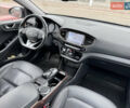 Черный Хендай Ioniq, объемом двигателя 0 л и пробегом 150 тыс. км за 12800 $, фото 29 на Automoto.ua