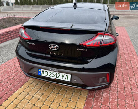 Черный Хендай Ioniq, объемом двигателя 0 л и пробегом 150 тыс. км за 12800 $, фото 7 на Automoto.ua