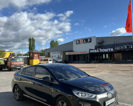 Хендай Ioniq 2017 в Житомире на Automoto.ua Черный Хендай Ioniq, объемом двигателя 0 л и пробегом 193 тыс. км за 12500 $, фото 4 на Automoto.ua