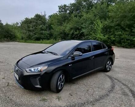Чорний Хендай Ioniq, об'ємом двигуна 1.58 л та пробігом 150 тис. км за 14200 $, фото 1 на Automoto.ua