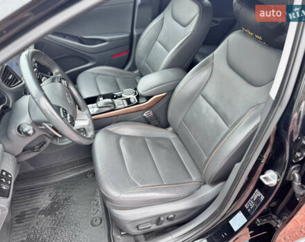Черный Хендай Ioniq, объемом двигателя 0 л и пробегом 150 тыс. км за 12800 $, фото 15 на Automoto.ua