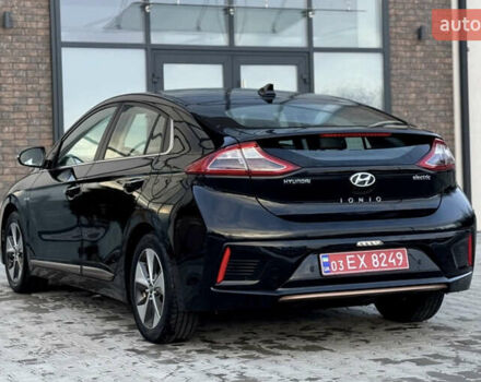 Черный Хендай Ioniq, объемом двигателя 0 л и пробегом 105 тыс. км за 12150 $, фото 11 на Automoto.ua
