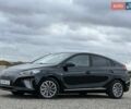 Черный Хендай Ioniq, объемом двигателя 0 л и пробегом 122 тыс. км за 11999 $, фото 9 на Automoto.ua