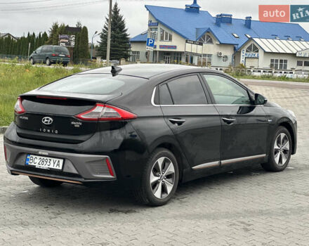 Хендай Ioniq 2017 в Львове на Automoto.ua Черный Хендай Ioniq, объемом двигателя 0 л и пробегом 110 тыс. км за 13300 $, фото 4 на Automoto.ua