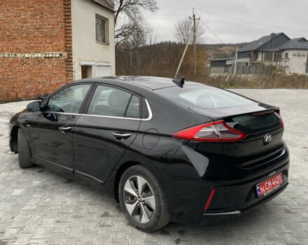 Черный Хендай Ioniq, объемом двигателя 0 л и пробегом 128 тыс. км за 12300 $, фото 15 на Automoto.ua