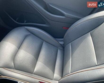 Чорний Хендай Ioniq, об'ємом двигуна 0 л та пробігом 139 тис. км за 12800 $, фото 33 на Automoto.ua