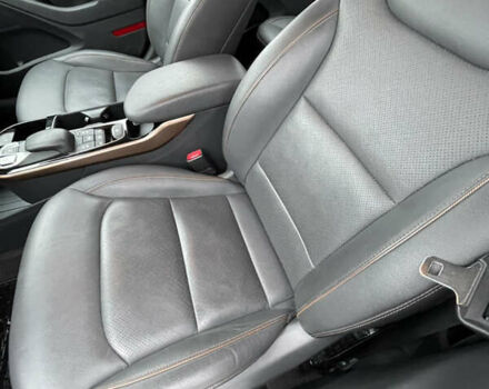 Черный Хендай Ioniq, объемом двигателя 0 л и пробегом 113 тыс. км за 13300 $, фото 20 на Automoto.ua