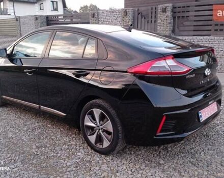 Черный Хендай Ioniq, объемом двигателя 0 л и пробегом 109 тыс. км за 12150 $, фото 5 на Automoto.ua