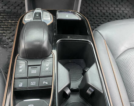 Черный Хендай Ioniq, объемом двигателя 0 л и пробегом 128 тыс. км за 12300 $, фото 29 на Automoto.ua