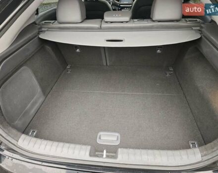Чорний Хендай Ioniq, об'ємом двигуна 0 л та пробігом 98 тис. км за 13250 $, фото 42 на Automoto.ua