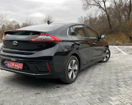 Черный Хендай Ioniq, объемом двигателя 0 л и пробегом 128 тыс. км за 12300 $, фото 14 на Automoto.ua