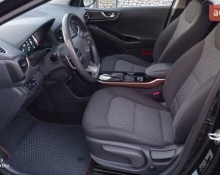 Черный Хендай Ioniq, объемом двигателя 0 л и пробегом 109 тыс. км за 12150 $, фото 20 на Automoto.ua