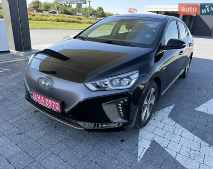 Чорний Хендай Ioniq, об'ємом двигуна 0 л та пробігом 82 тис. км за 12499 $, фото 2 на Automoto.ua