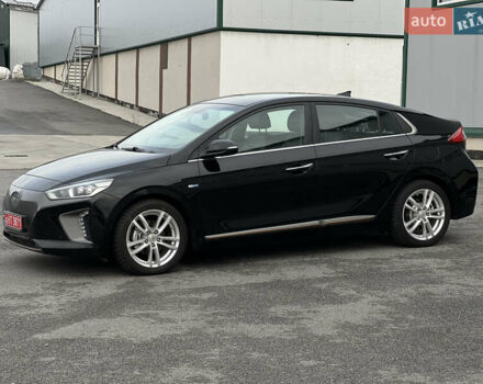Чорний Хендай Ioniq, об'ємом двигуна 0 л та пробігом 103 тис. км за 12900 $, фото 7 на Automoto.ua