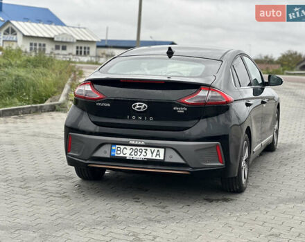 Хендай Ioniq 2017 в Львове на Automoto.ua Черный Хендай Ioniq, объемом двигателя 0 л и пробегом 110 тыс. км за 13300 $, фото 5 на Automoto.ua