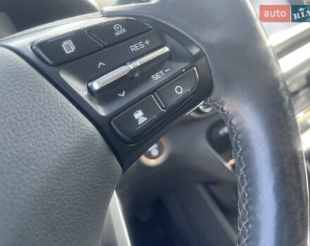 Чорний Хендай Ioniq, об'ємом двигуна 0 л та пробігом 139 тис. км за 12800 $, фото 36 на Automoto.ua