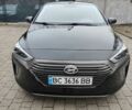 Черный Хендай Ioniq, объемом двигателя 1.58 л и пробегом 206 тыс. км за 12400 $, фото 1 на Automoto.ua