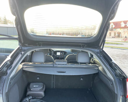 Черный Хендай Ioniq, объемом двигателя 0 л и пробегом 128 тыс. км за 12200 $, фото 11 на Automoto.ua