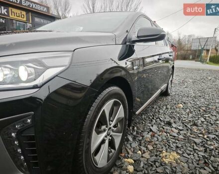 Чорний Хендай Ioniq, об'ємом двигуна 0 л та пробігом 98 тис. км за 13250 $, фото 19 на Automoto.ua