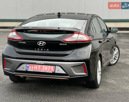 Чорний Хендай Ioniq, об'ємом двигуна 0 л та пробігом 103 тис. км за 12900 $, фото 19 на Automoto.ua
