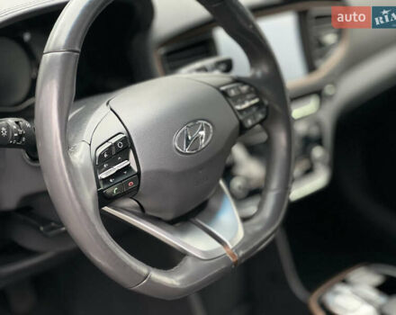 Чорний Хендай Ioniq, об'ємом двигуна 0 л та пробігом 103 тис. км за 12900 $, фото 36 на Automoto.ua