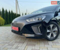 Черный Хендай Ioniq, объемом двигателя 0 л и пробегом 97 тыс. км за 12399 $, фото 3 на Automoto.ua