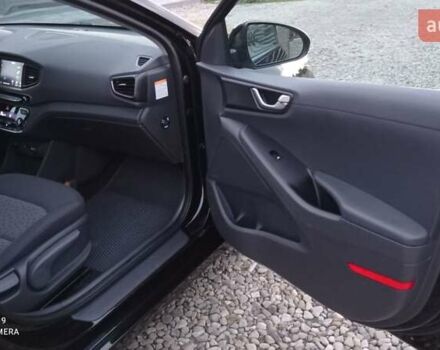 Черный Хендай Ioniq, объемом двигателя 0 л и пробегом 109 тыс. км за 12150 $, фото 23 на Automoto.ua