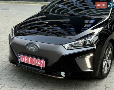 Черный Хендай Ioniq, объемом двигателя 0 л и пробегом 91 тыс. км за 12800 $, фото 15 на Automoto.ua
